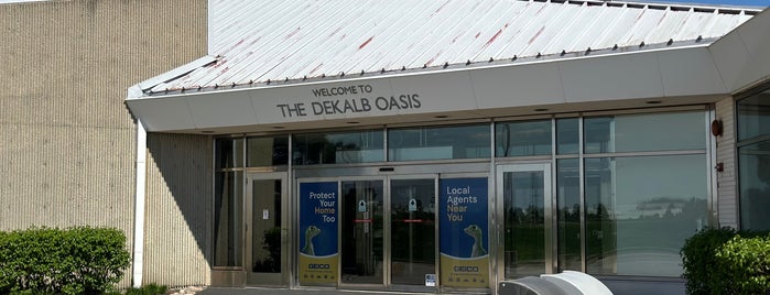DeKalb Oasis Travel Plaza is one of Welcome centers/rest areas.