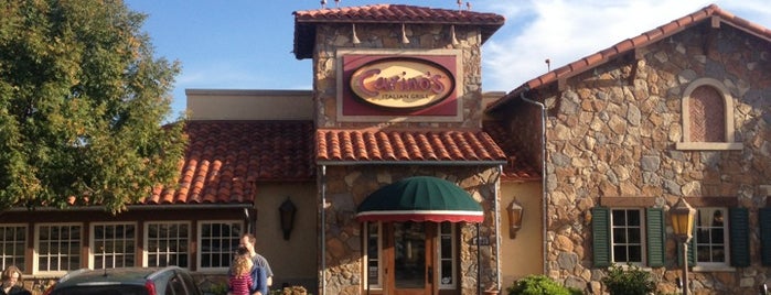 Johnny Carino's is one of Lugares favoritos de Terry.