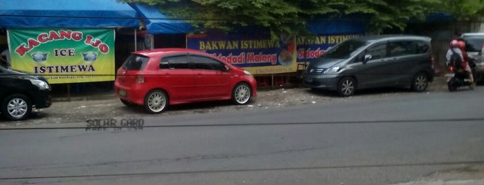Bakwan Istimewa Sidodadi Malang is one of food.