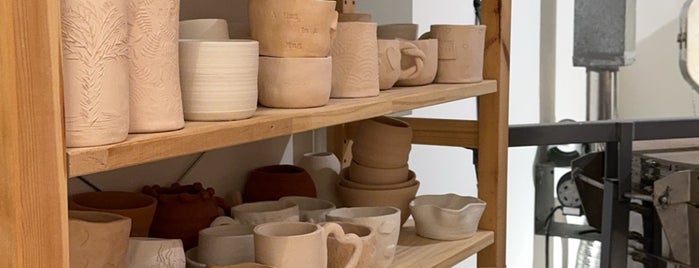 Klèos Ceramics Studio is one of Dammam.