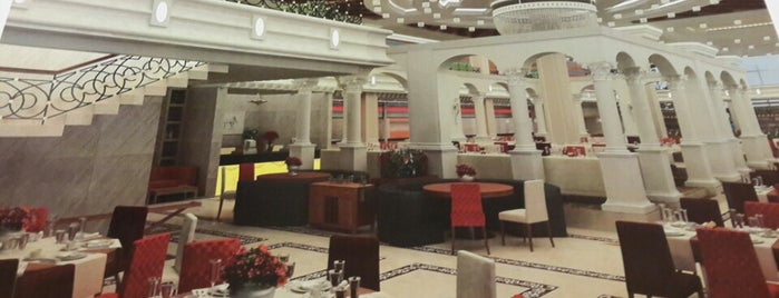 Köşkeroğlu Baklava & Restaurant is one of Posti che sono piaciuti a Mustafa.