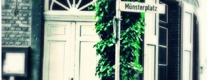 Münsterplatz is one of Ronaldoさんのお気に入りスポット.