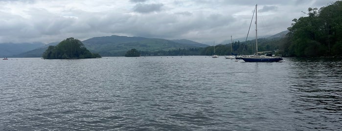 Lake Windermere is one of England.