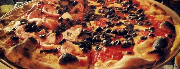 Salvatore's Coal Oven Pizzeria is one of Pizza.