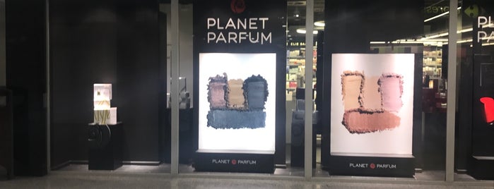 Planet Parfum is one of Tempat yang Disukai 👓 Ze.