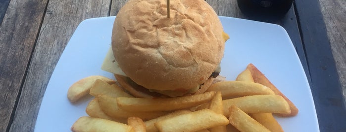 Bang Burger Bar is one of Byron Bay.