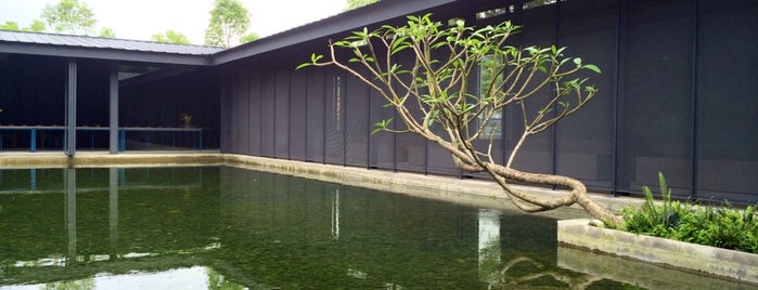 大溪老茶廠 Daxi Tea Factory is one of Lugares guardados de Rob.