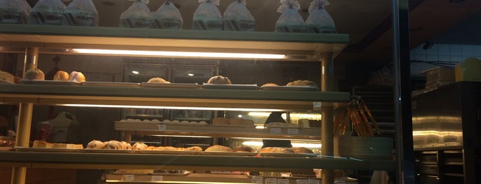 千城烘焙坊 is one of Taipei - Bakerys.