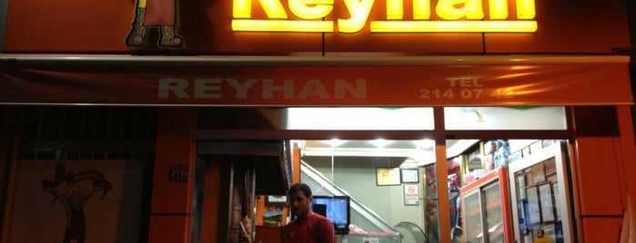 Reyhan Büfe is one of Locais curtidos por Mehmet.