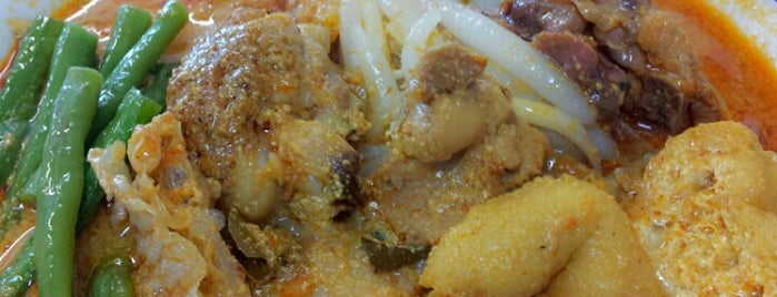 肥婆curry mee is one of WEEKEND KOPITIAMS.