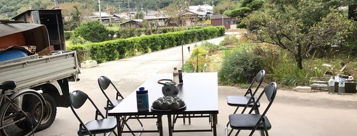 Kawahigashi Seimen is one of Eating and Drinking on Teshima.