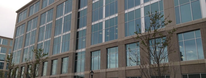 Everett Building, Ballantyne Corporate Park is one of Tempat yang Disukai CharlotteSteve.
