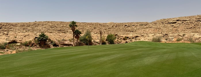 Dirab Golf and Country Club is one of Aa.