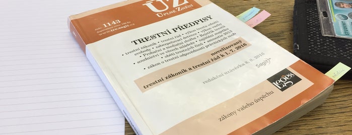Učebna 120 is one of List studenta práv.