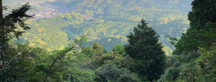 朝熊登山鉄道 ケーブルカー跡 is one of 行きたい.