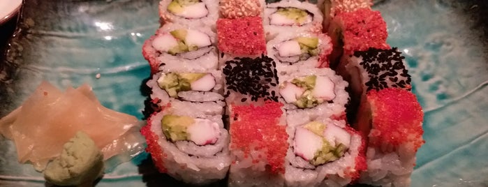 Sushi Co is one of Locais curtidos por Raif.