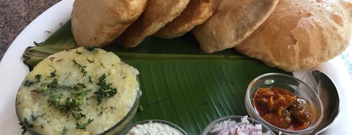 Radha Krishna Veg Restaurant is one of The 15 Best Places for Vegan Food in Mumbai.