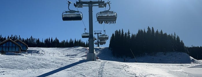 Hafjell Alpinsenter is one of Ski Trips.