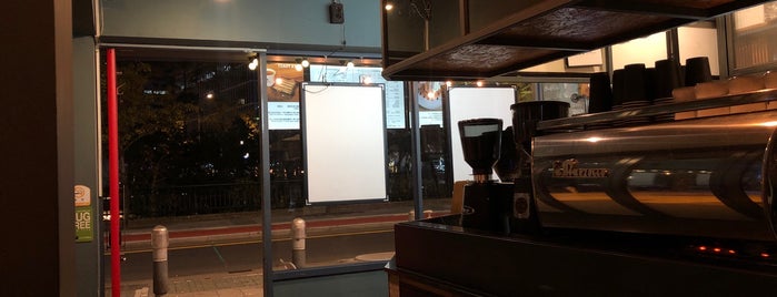 CORNERBE is one of CAFE.