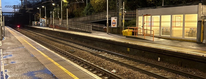 Upper Holloway Railway Station (UHL) is one of Stations - NR London used.