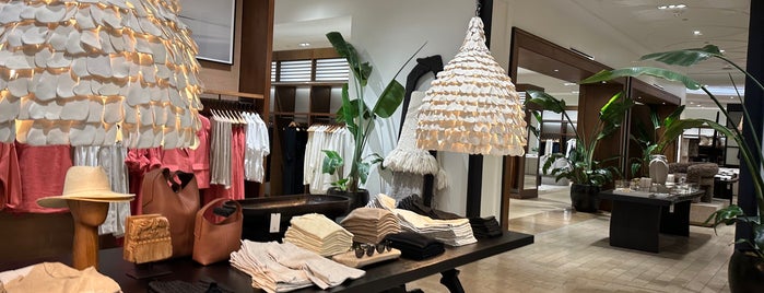 Banana Republic is one of Guide to Los Angeles's best spots.
