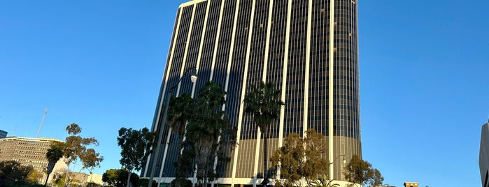 Los Angeles Unified School District Headquarters is one of Schools.