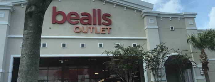 Bealls Outlet is one of Orlando compras.