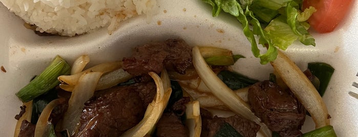 Saigon Noodle & Grill is one of สถานที่ที่บันทึกไว้ของ Kimmie.