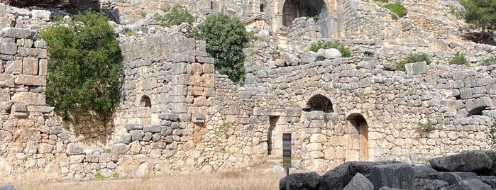 Arykanda Antik Kenti is one of Tarihi Yerler.