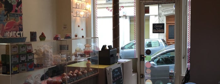 Beauty Cakes is one of Batignolles-Clichy-Epinettes must do.