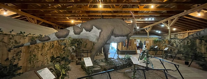Dinosaur Museum is one of South and North Dakota.