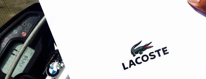 Lacoste is one of Cindyさんのお気に入りスポット.