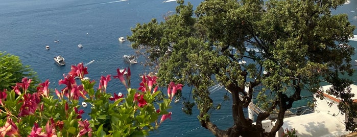 Costiera Amalfitana is one of Tempat yang Disimpan Kimberly.