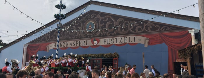 Herzkasperlzelt is one of Oktoberfest.