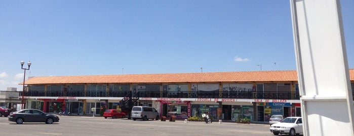 Plaza Las Glorias is one of Demian’s Liked Places.