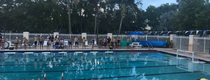 key biscayne community center pool is one of Aristidesさんのお気に入りスポット.