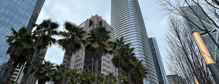 Salesforce Park is one of Places I want to try in SF !.