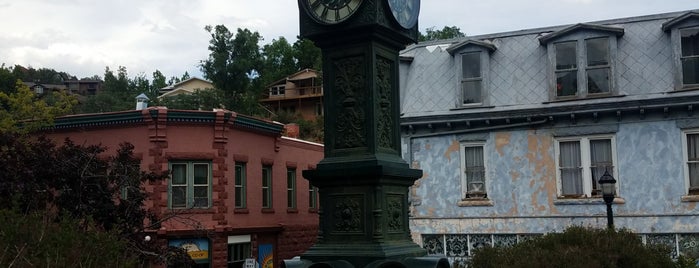 Town Clock is one of Posti che sono piaciuti a Michael.