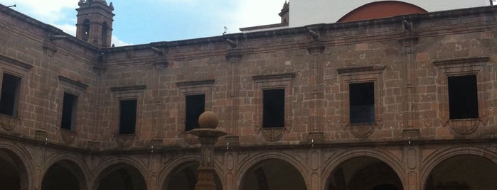 Centro Cultural Clavijero is one of Guanajuato.