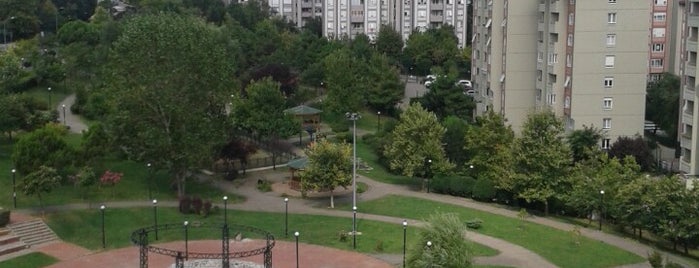 Ataşehir Parkı is one of สถานที่ที่บันทึกไว้ของ Sibel.