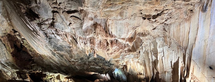 Mercer Caverns is one of Orte, die Kevin gefallen.