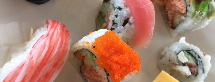 SanTo's Modern American Buffet & Sushi is one of Boca.