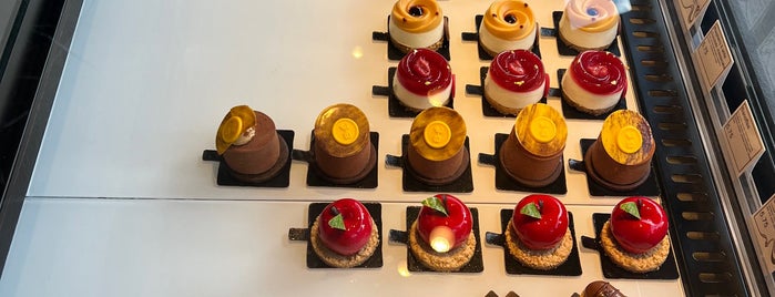 Belle Époque Patisserie is one of London - Want to try.