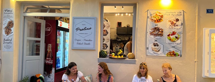 Pralina Handmade Crepes is one of Paros.