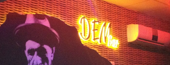 Dem Bar is one of Tempat yang Disukai Burak.