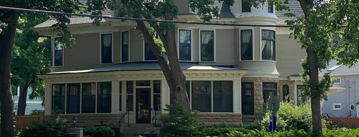 Mary Tyler Moore House is one of Minneapolis.