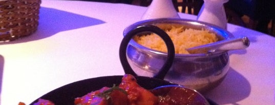 Joy Indian Restaurant is one of Edwin'in Beğendiği Mekanlar.