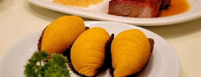 Lei Garden Restaurant is one of Hong Kong: Cafes and Lunch Spots.