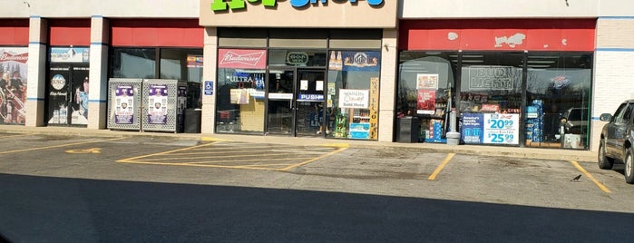 Verona HOP Shop is one of Tempat yang Disukai Rick.