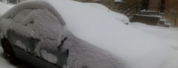 Snowpocalypse 2013 is one of Lolz.